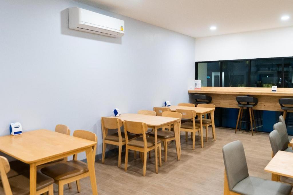 צ'יאנג ריי Meesuk Chiangrai Hotel מראה חיצוני תמונה