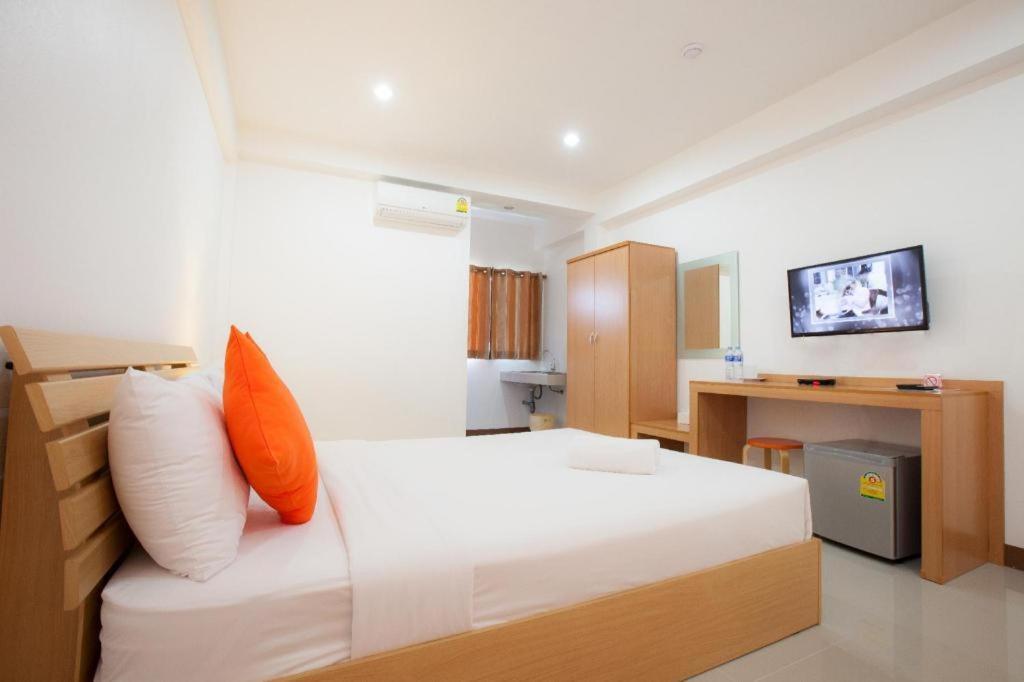 צ'יאנג ריי Meesuk Chiangrai Hotel מראה חיצוני תמונה