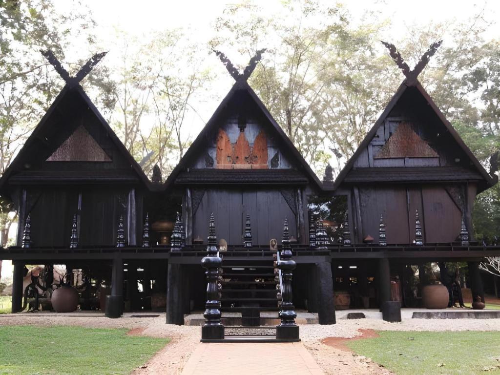 צ'יאנג ריי Meesuk Chiangrai Hotel מראה חיצוני תמונה
